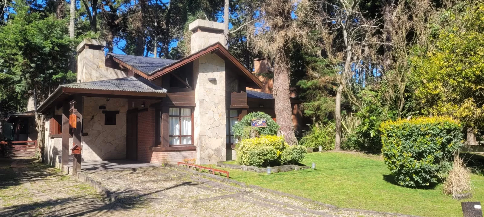 Casa en Costa del Este - Hermosa Casa  UF 1, AL FRENTE 7px. 3 del mar (ID 68)